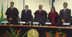 Desembargador Leonardo Noronha Tavares na posse da nova gestão 2013/2014