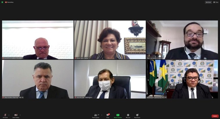 TRE participa do Primeiro Encontro Regional do Coptrel
A presidente do TRE do Pará, desembargadora Luzia Nadja, apresentou propostas ao Colegiado.