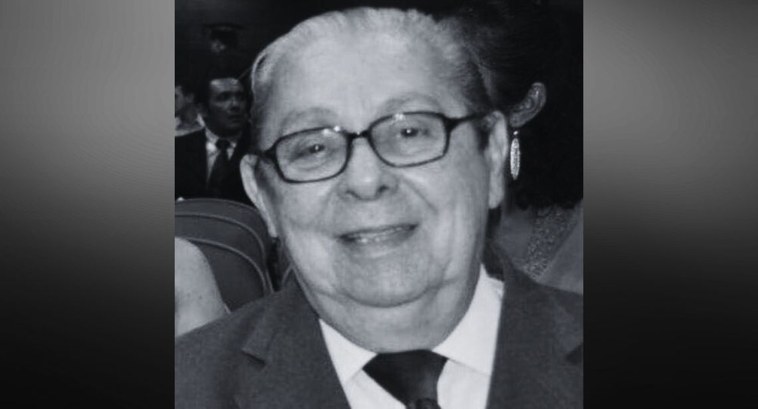 O professor estava internado na UTI de um hospital particular em Belém e faleceu na madrugada de...