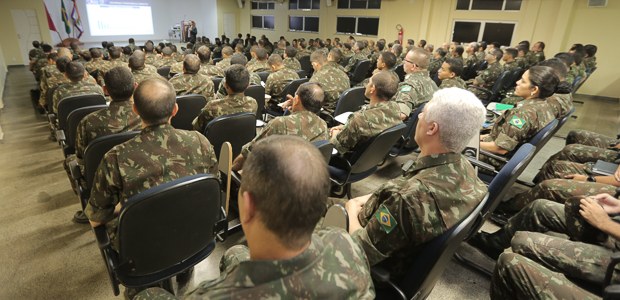 TRE-PA fala sobre eleições com  militares do exército brasileiro