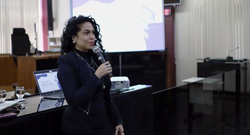 TRE Pará-Palestra flexão de gênero Palestra orientou participantes na prática da linguagem inclusiva para flexão de gênero